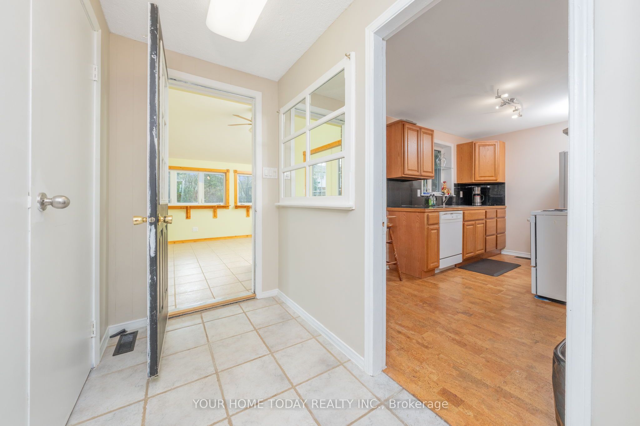 47 Irwin Crescent