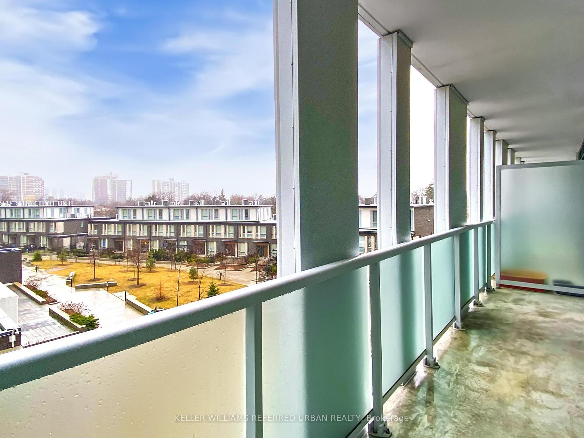 2 Bedrooms Condo at 188 Fairview Mall,  Toronto For sale