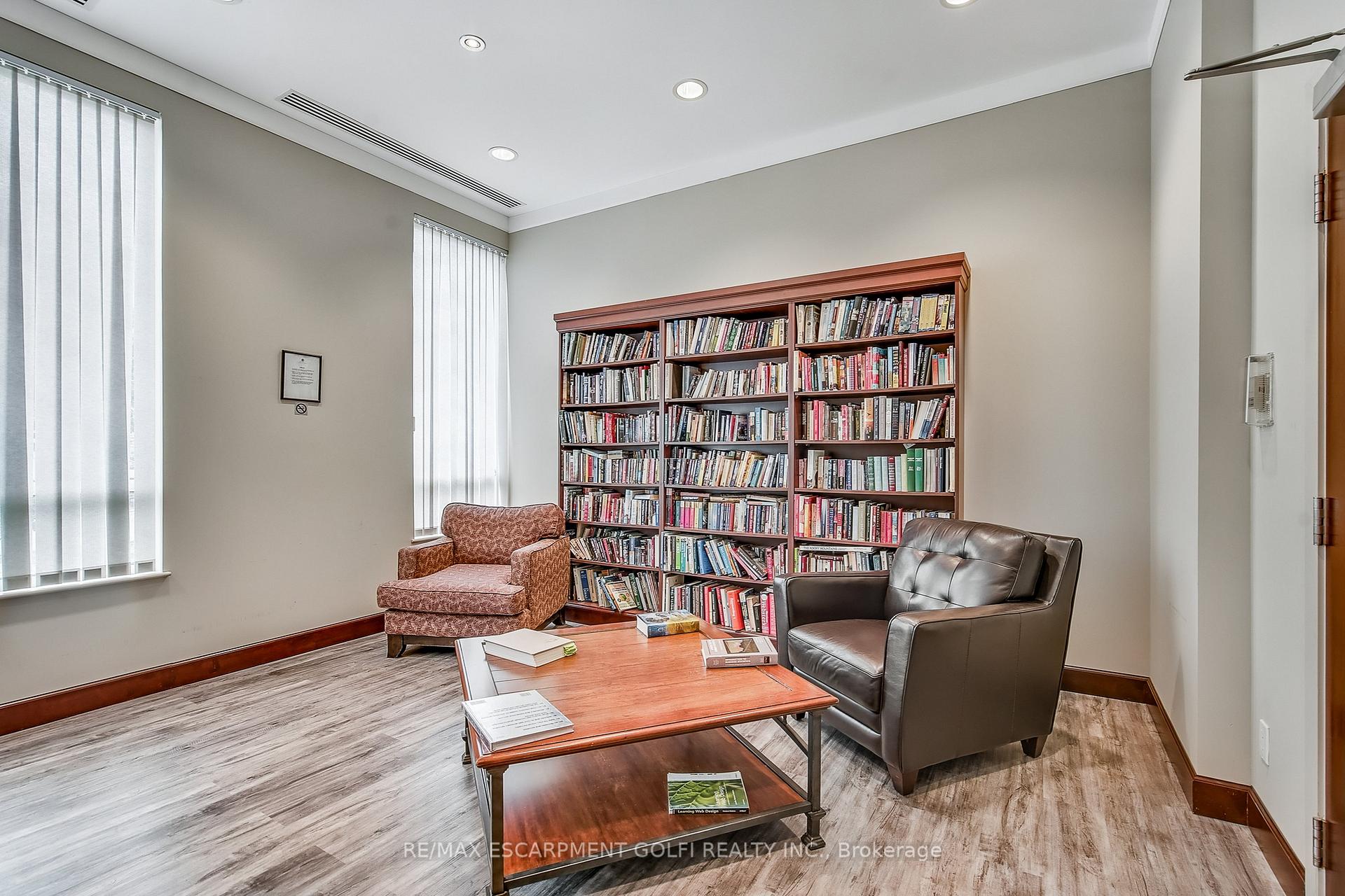 1 Bedroom Condo at 1359 Rathburn, Mississauga For sale