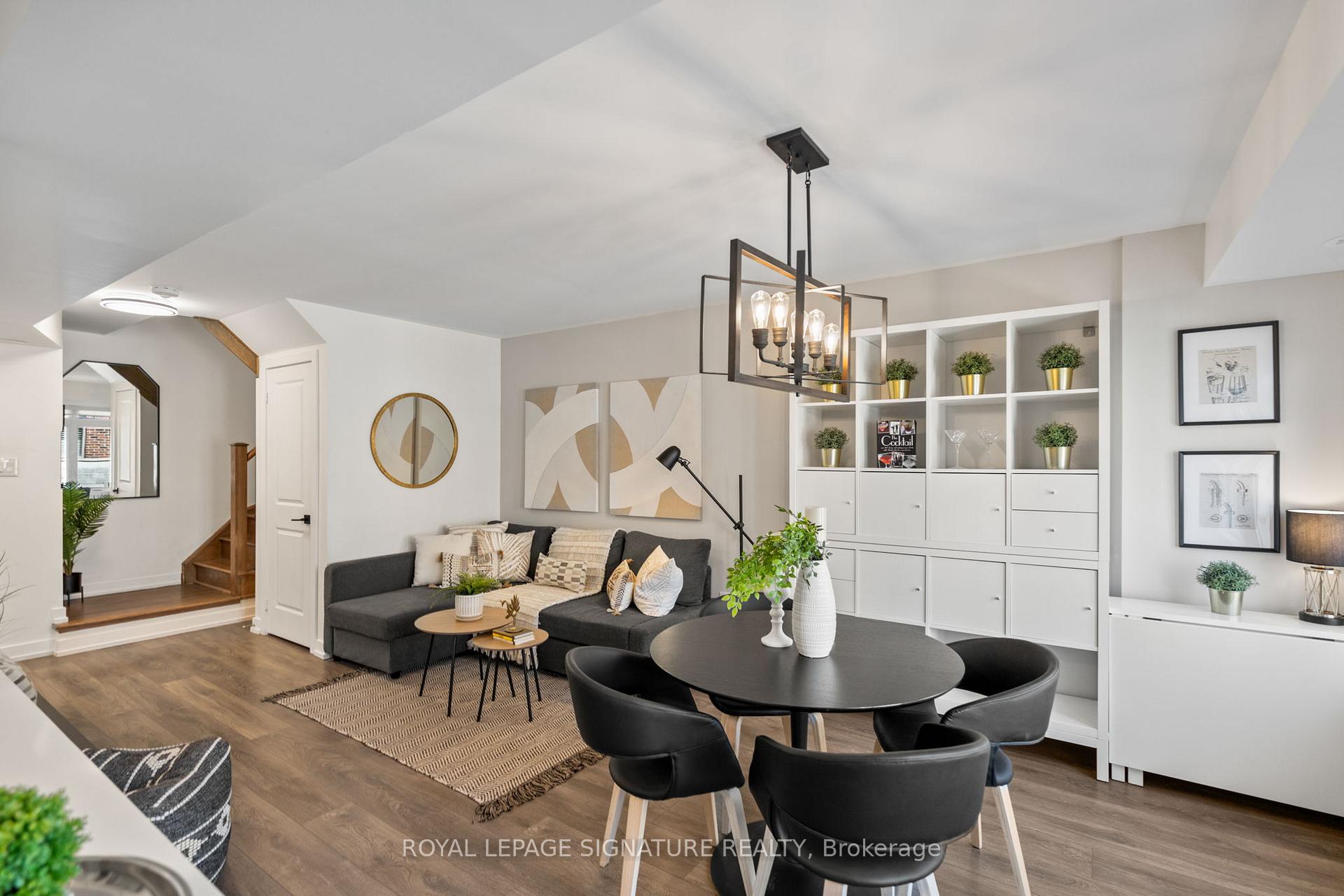 2 Bedrooms Condo at 60 Parrotta, Toronto For sale
