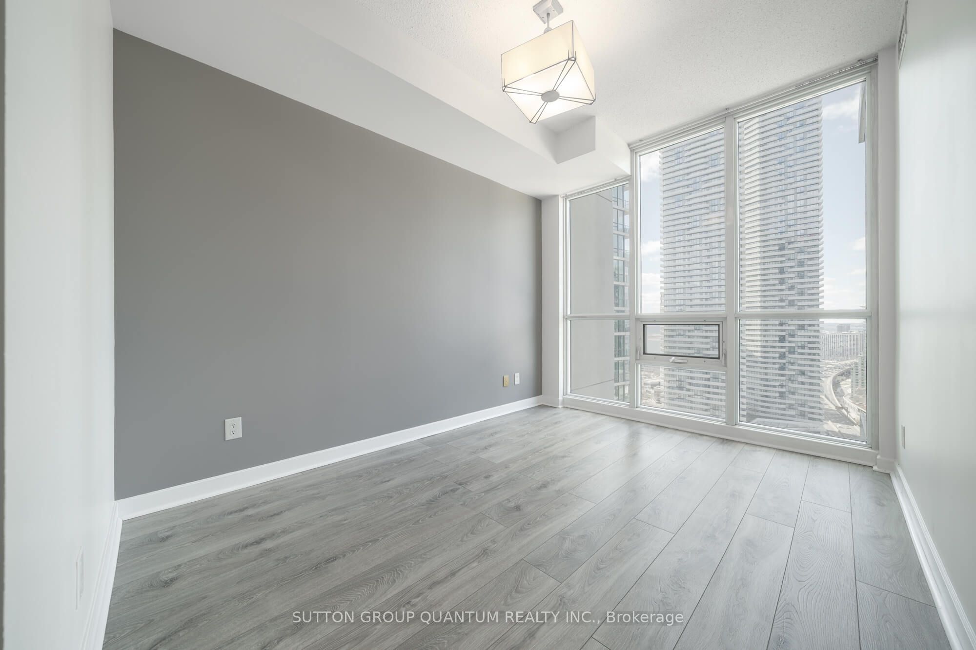 18 Harbour Street, #2901