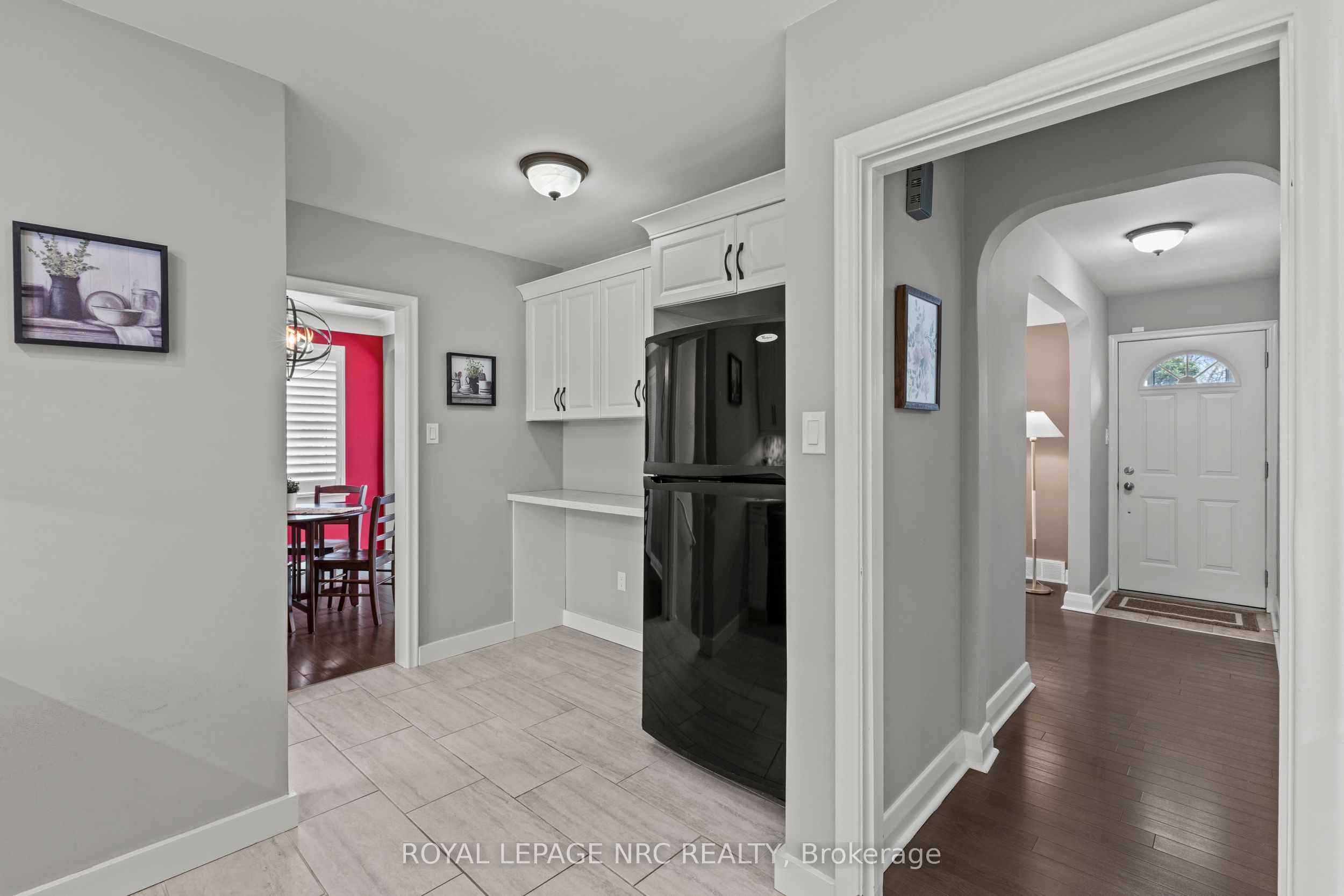 10 Whiteoak Drive