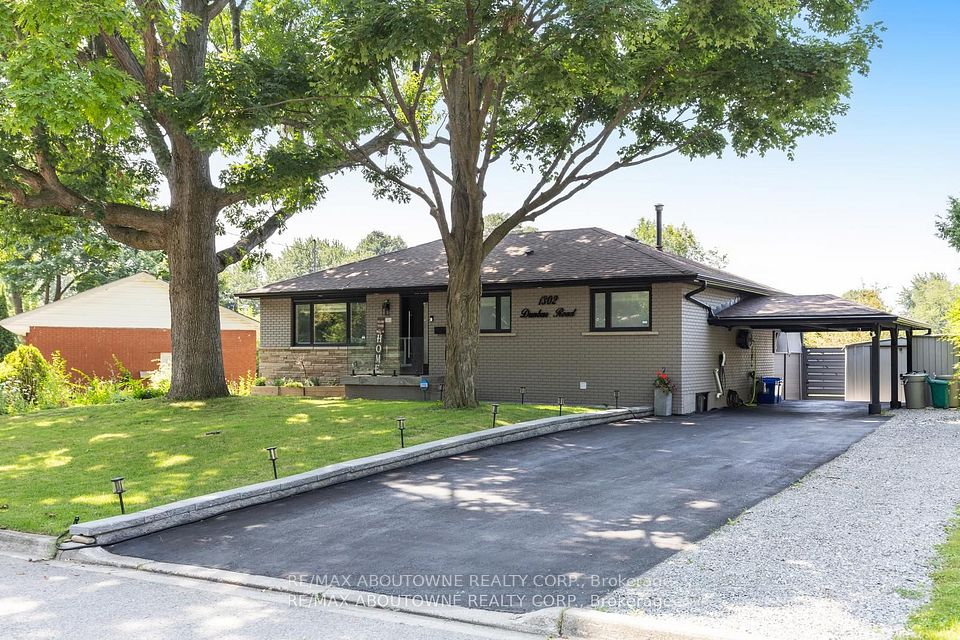1302 Dunbar
