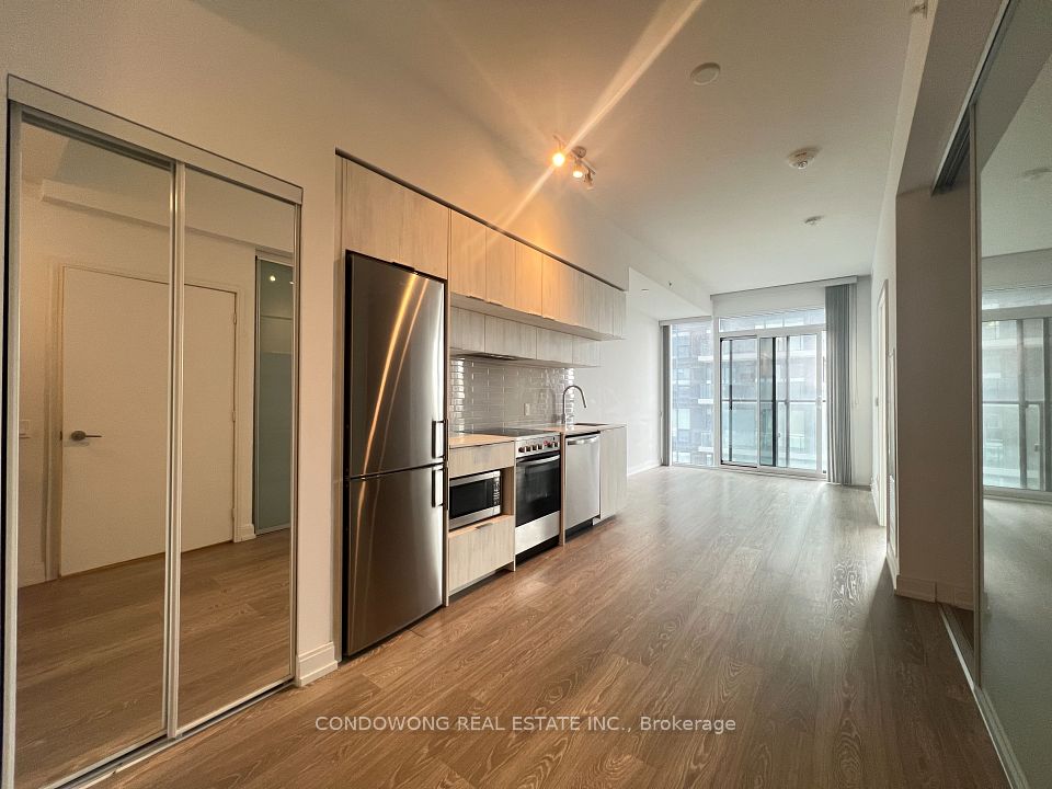 181 Dundas Street