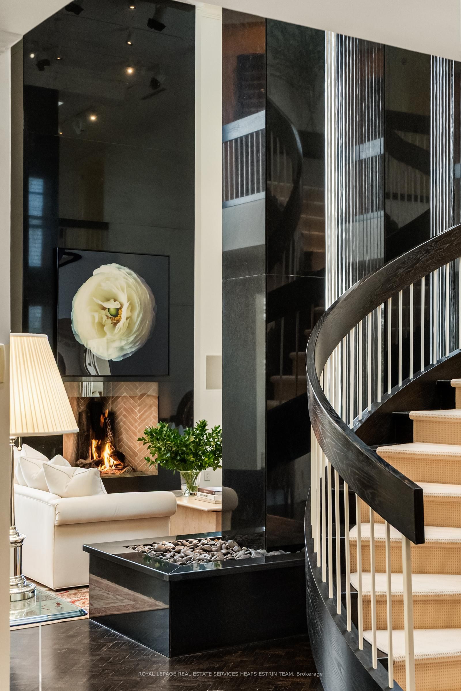 2 Lynwood Avenue, #PH1