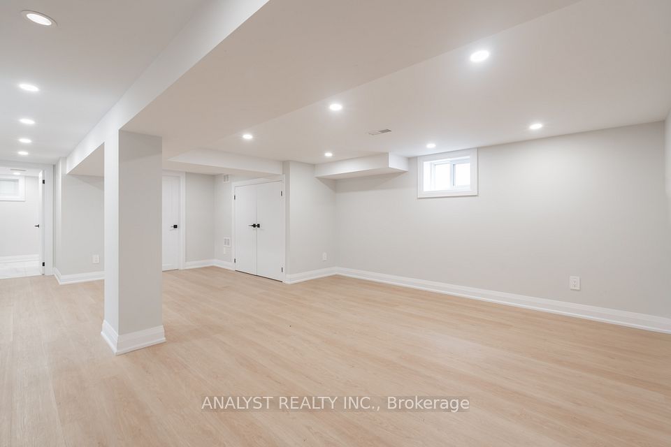 42 Smithfield Drive