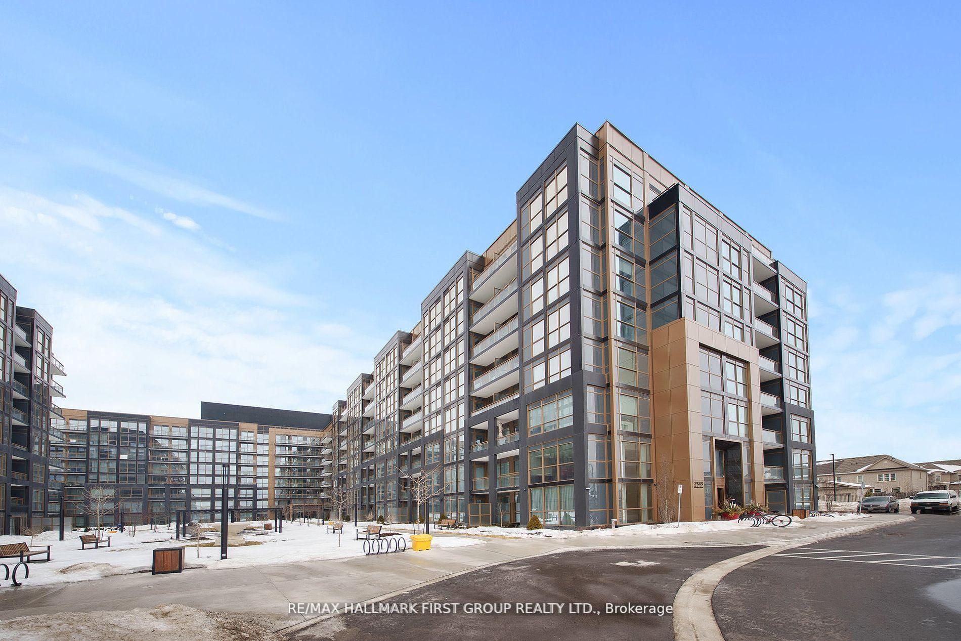 2 Bedrooms Condo at 2343 Khalsa, Oakville For sale