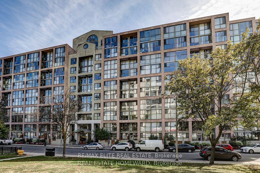 2 Bedrooms Condo at 65 Scadding, Toronto For sale