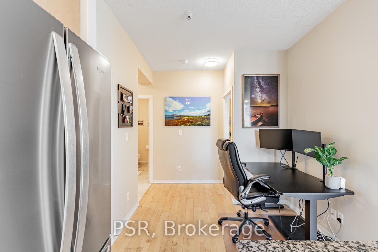 3 Bedrooms Condo at 55 Bremner, Toronto For sale