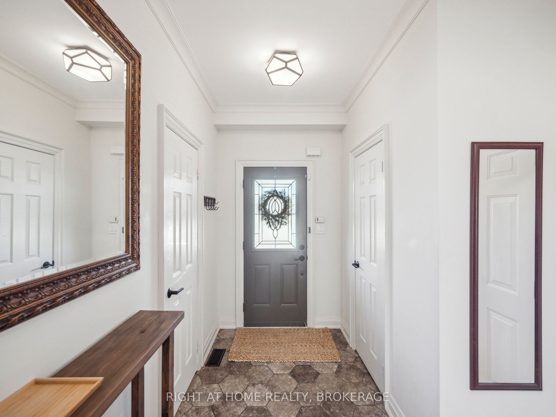 270 Penndutch Circle
