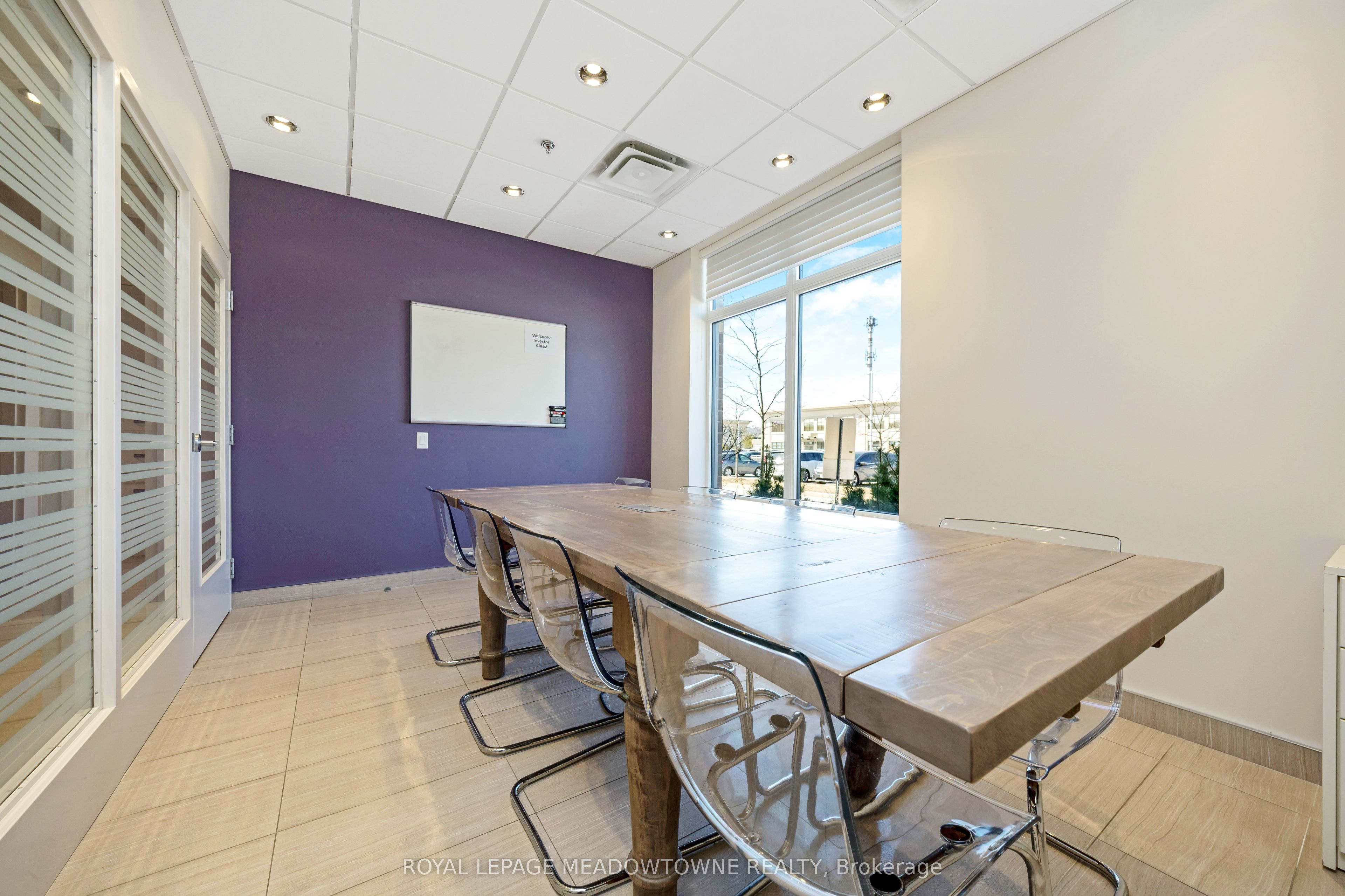 450 Bronte Street S, #110