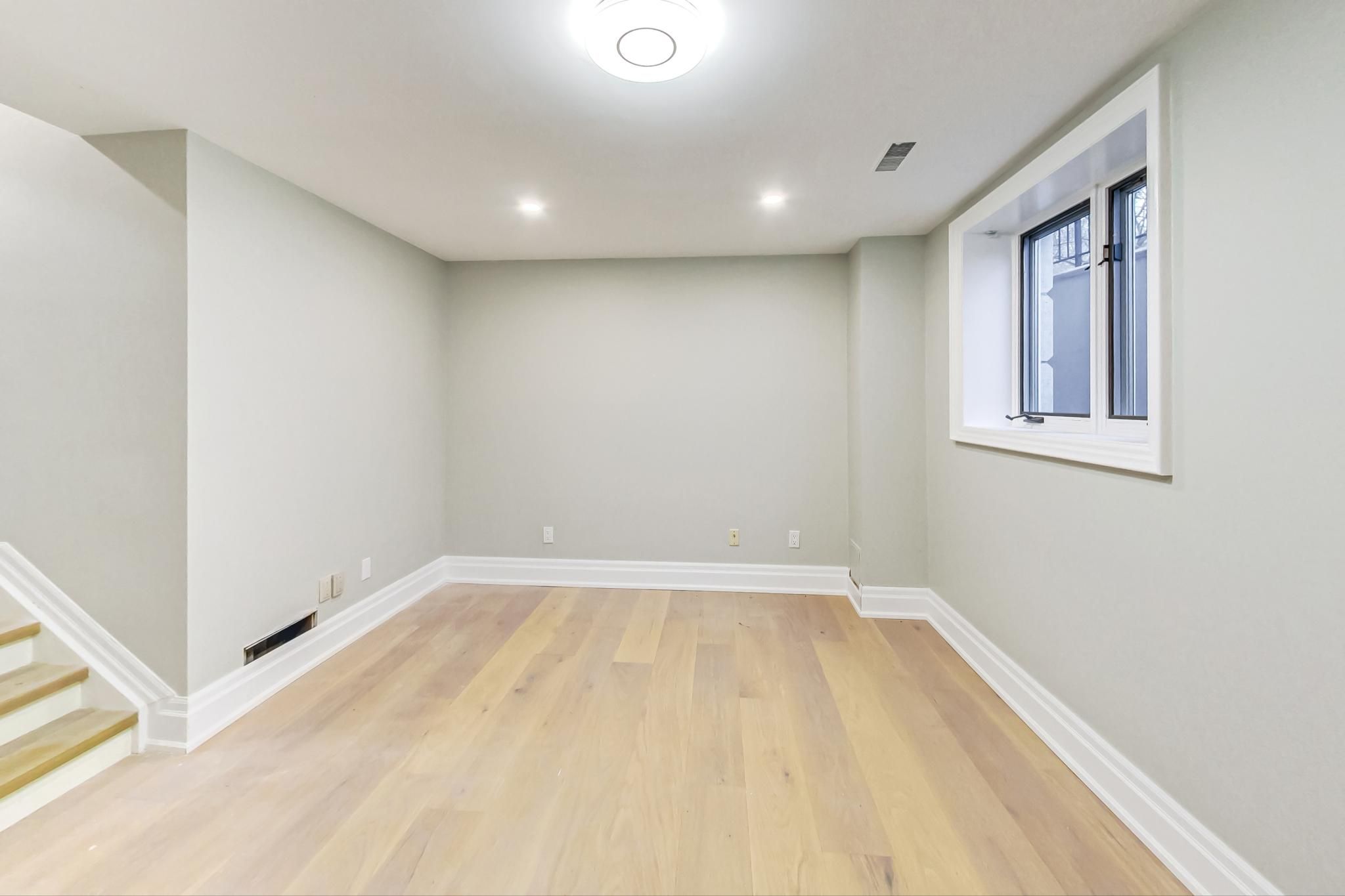 258 Spadina Road