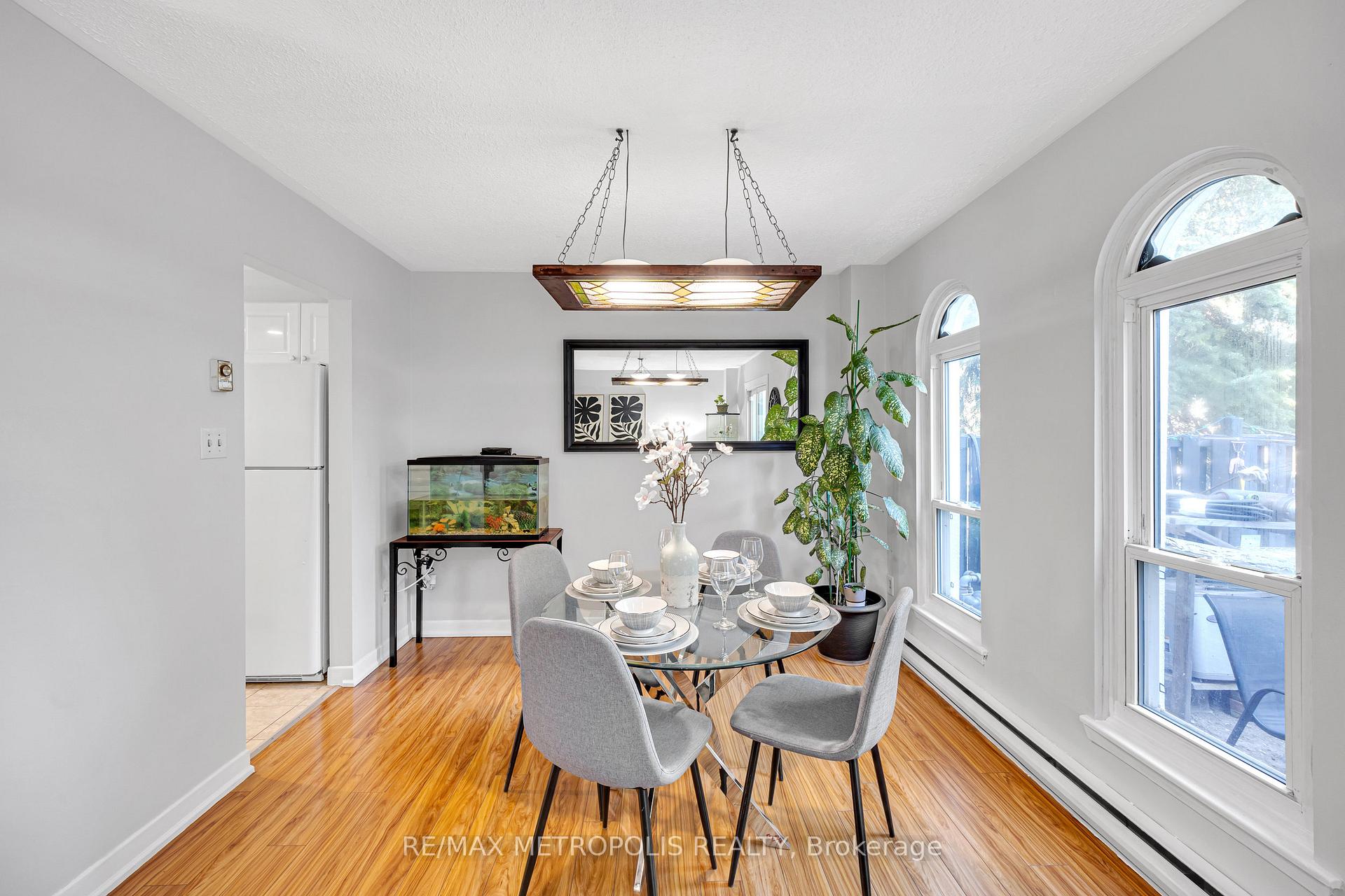 4 Bedrooms Condo at 2550 Birchmount, Toronto For sale