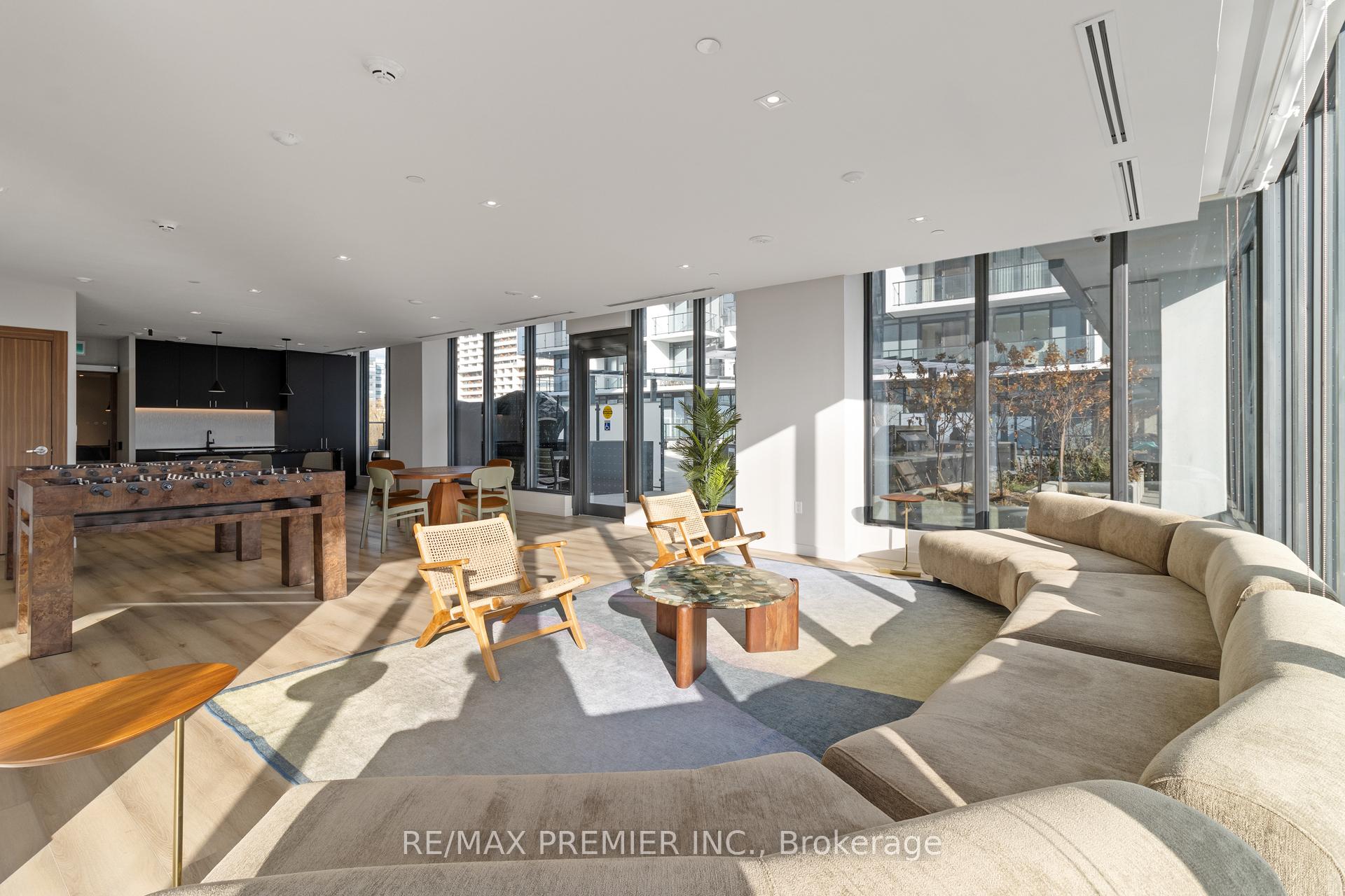 1 Bedroom Condo at 9 Tecumseth, Toronto For sale