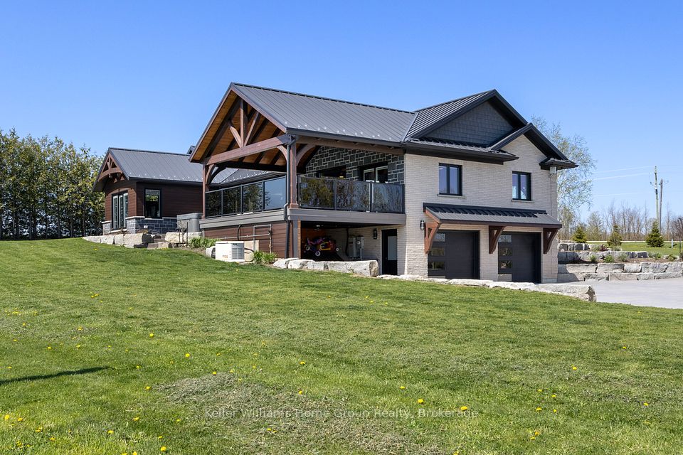 6817 Wellington Rd 9 Road, Mapleton, ON N0G 2K0