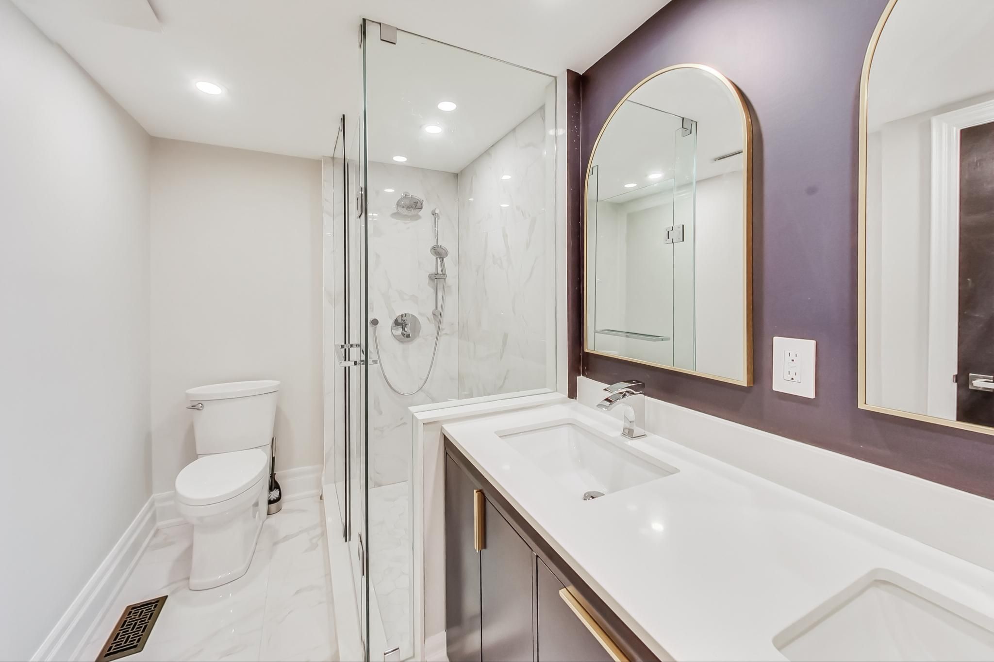 258 Spadina Road