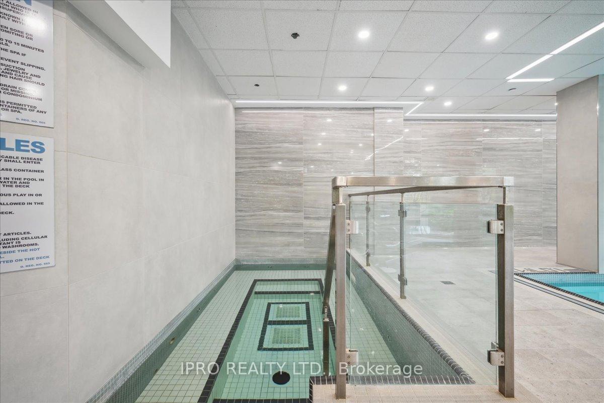 1 Bedroom Condo at 2511 Lakeshore, Oakville For sale