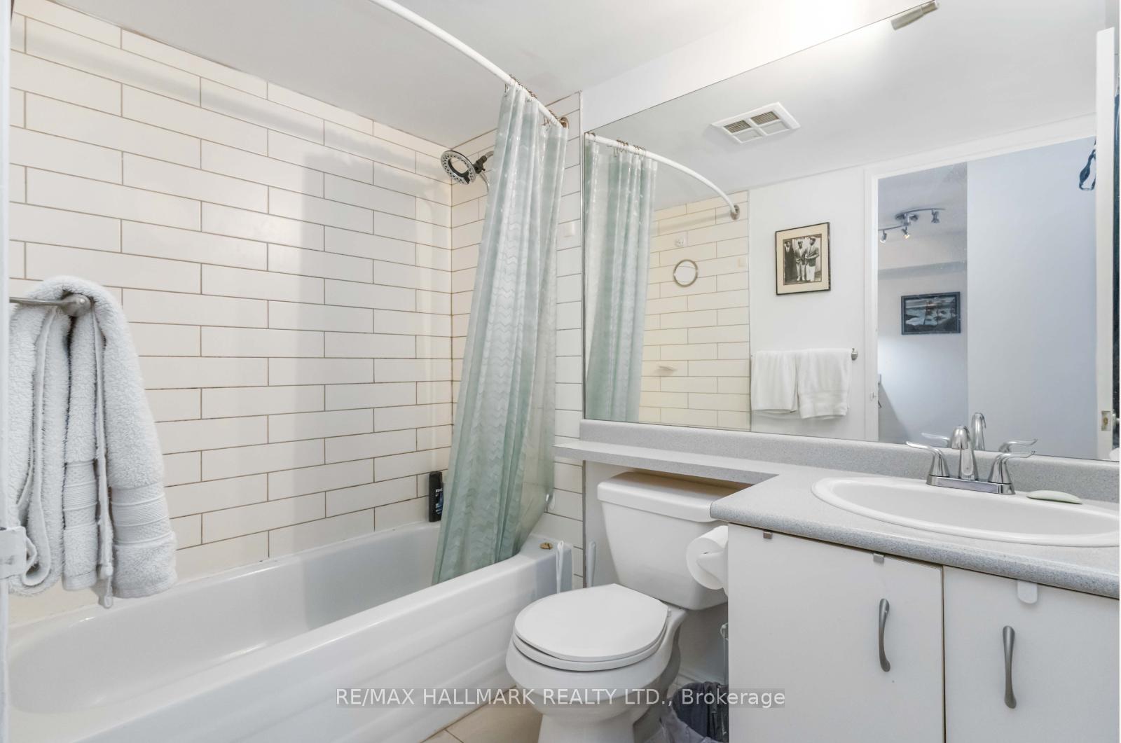 1 Bedroom Condo at 70 Mill, Toronto For sale