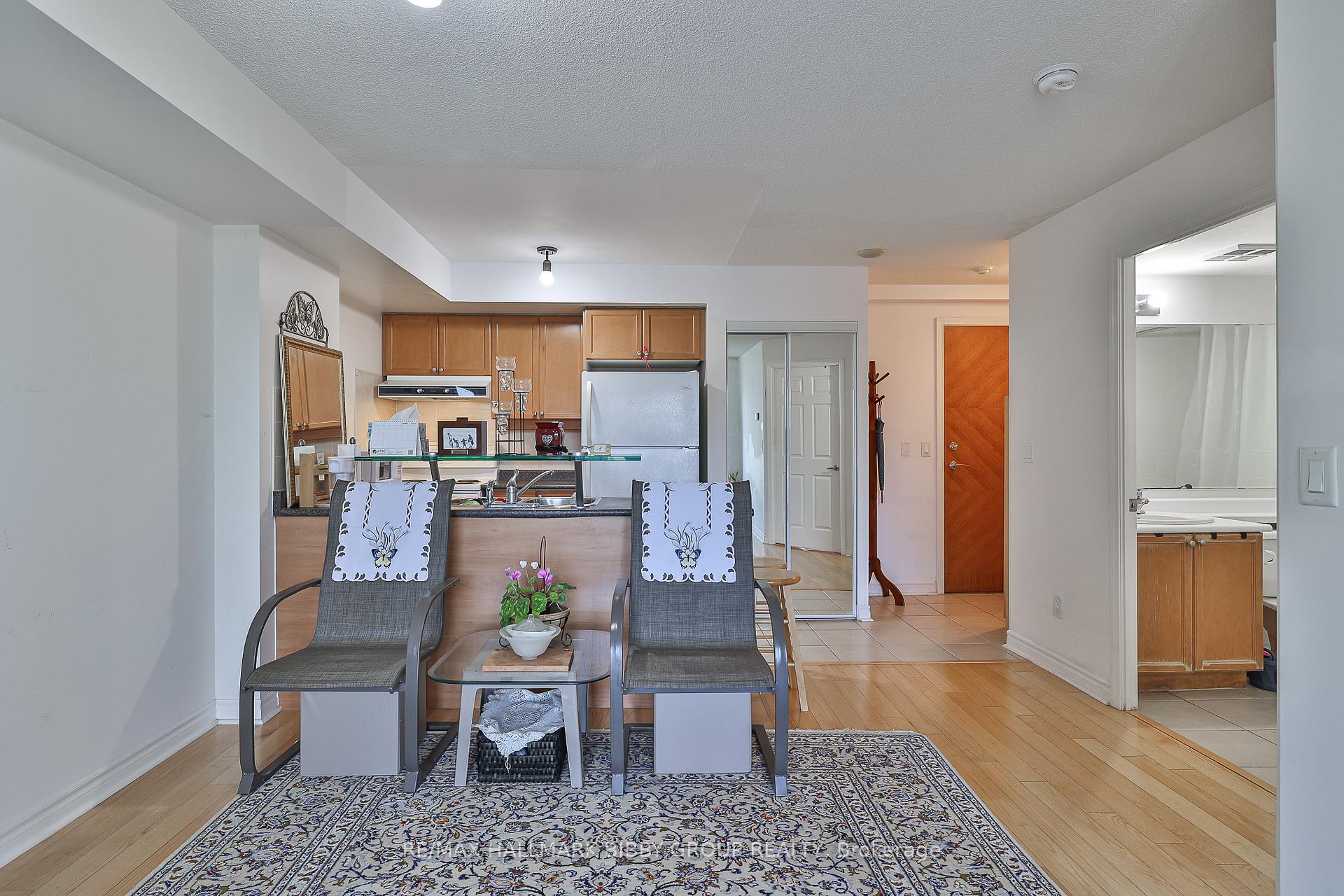 1 Bedroom Condo at 70 High Park, Toronto For sale