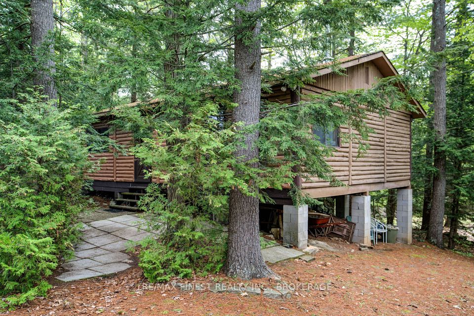 1158 Nelson Road, Central Frontenac, ON K0H 2P0