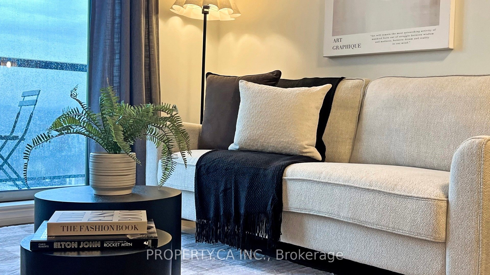 140 Bathurst Street, #Ph02