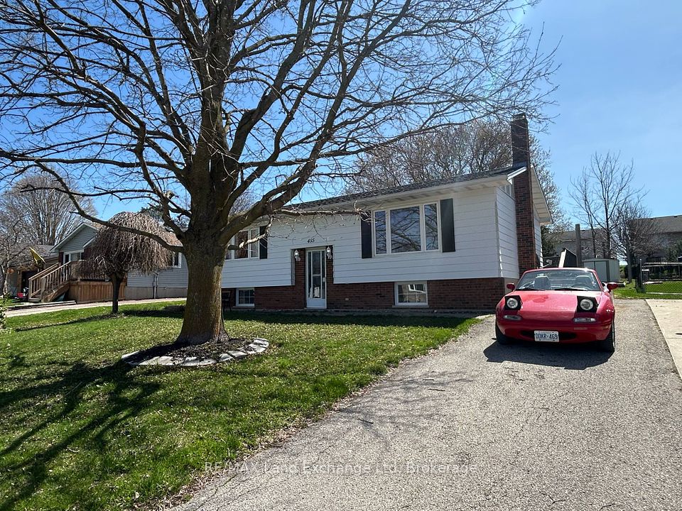 455 Highland Drive, North Huron, ON N0G 2W0