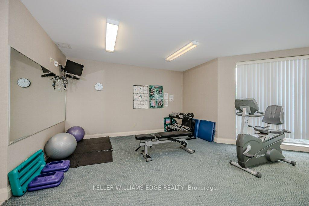 2 Bedrooms Condo at 1150 Parkwest, Mississauga For sale