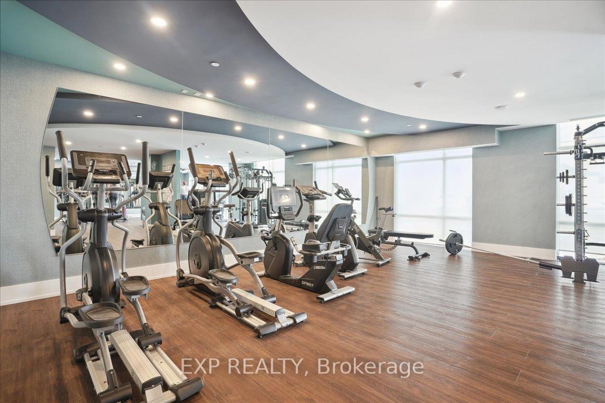 2 Bedrooms Condo at 450 Dundas,  Hamilton For sale