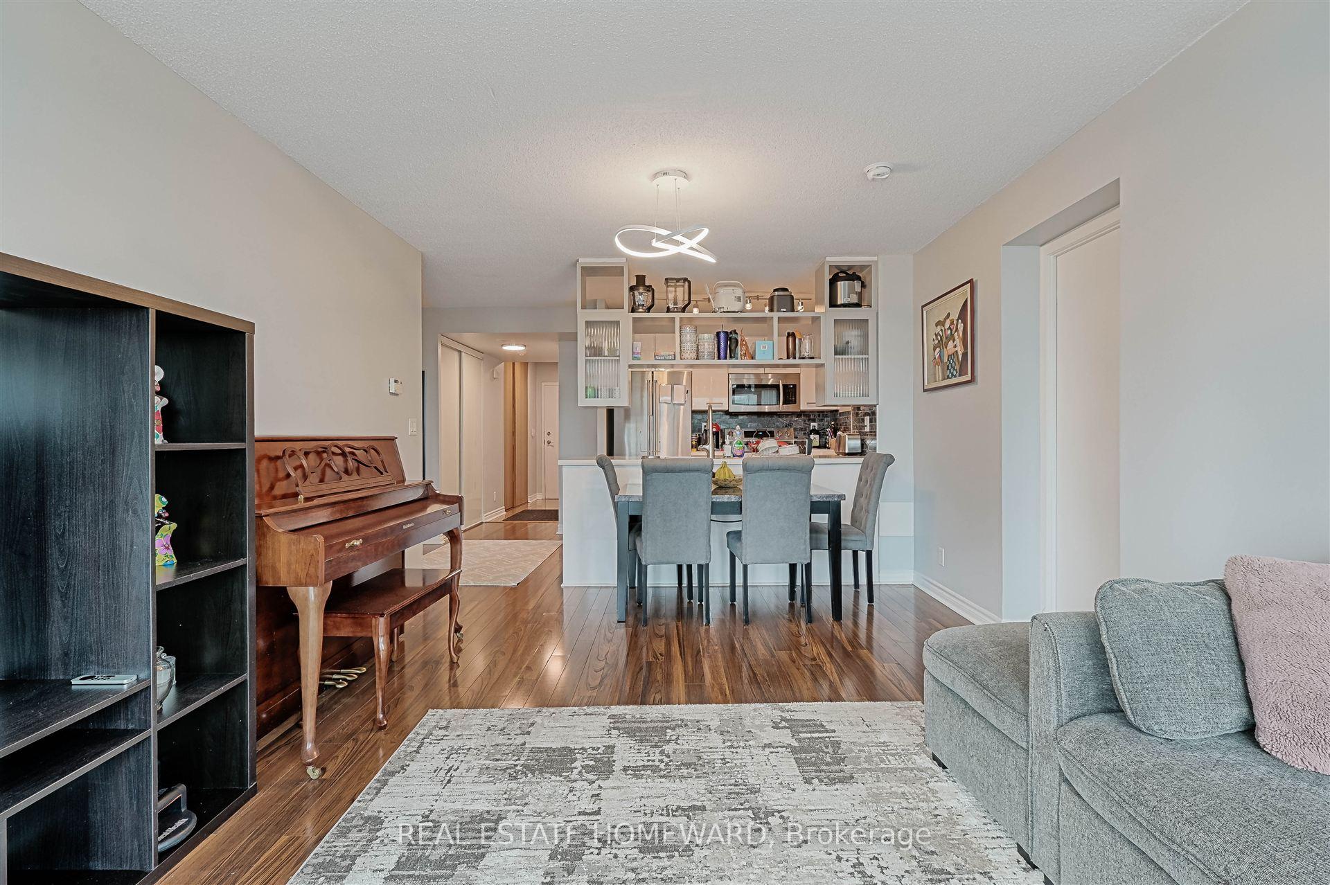3 Bedrooms Condo at 397 Front, Toronto For sale