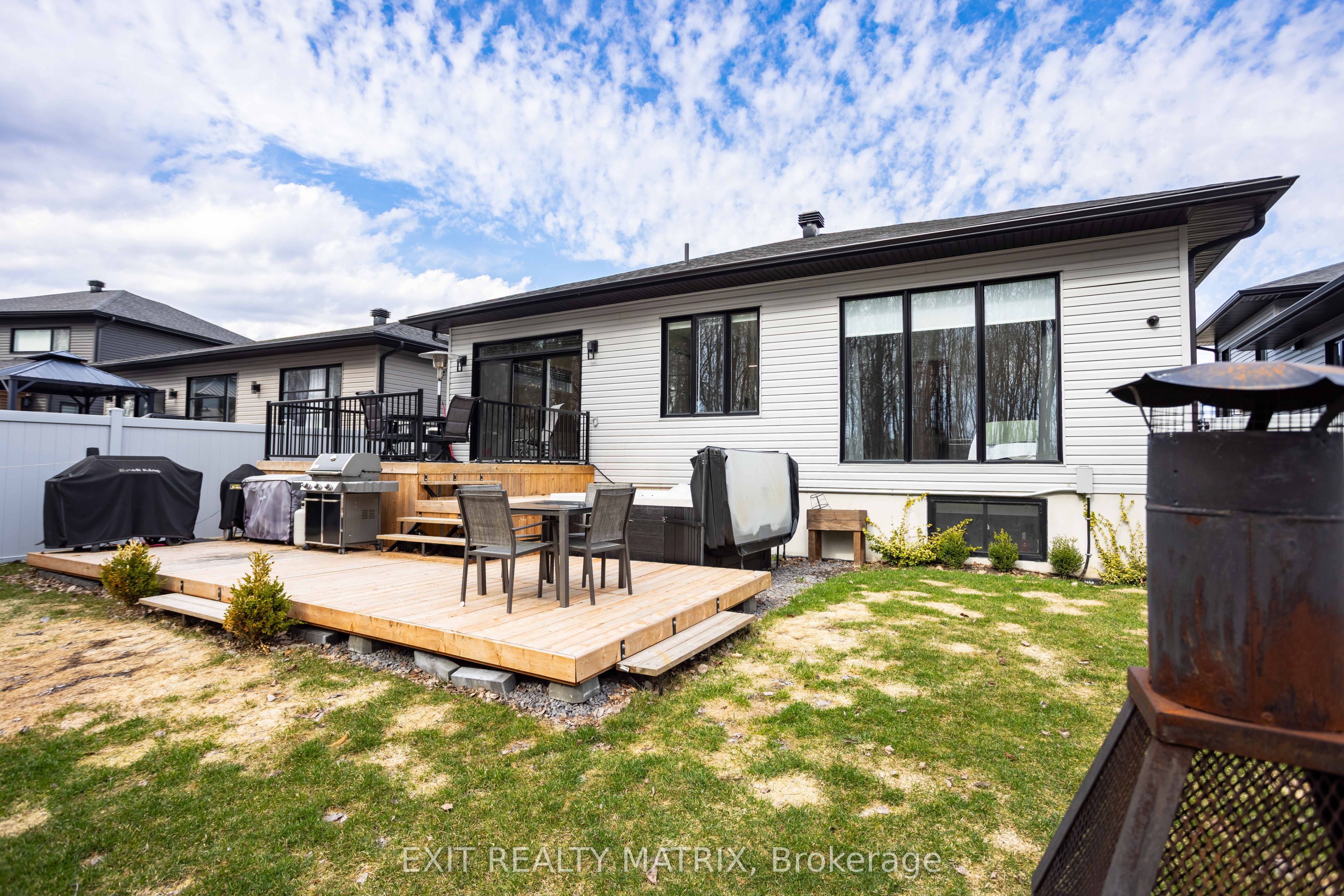 406 Dore Street