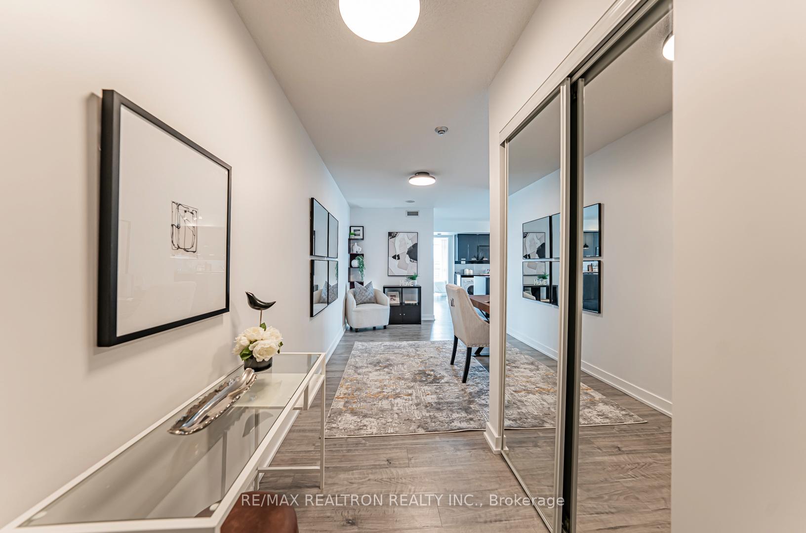 3 Bedrooms Condo at 29 Singer, Toronto For sale