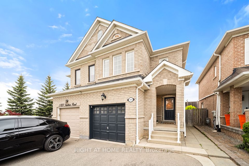 3881 Partition Road, Mississauga, ON L5N 8N2