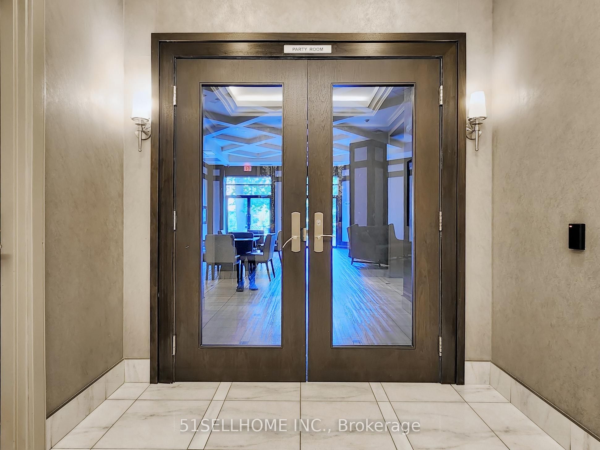 133 Wynford Drive, #1008