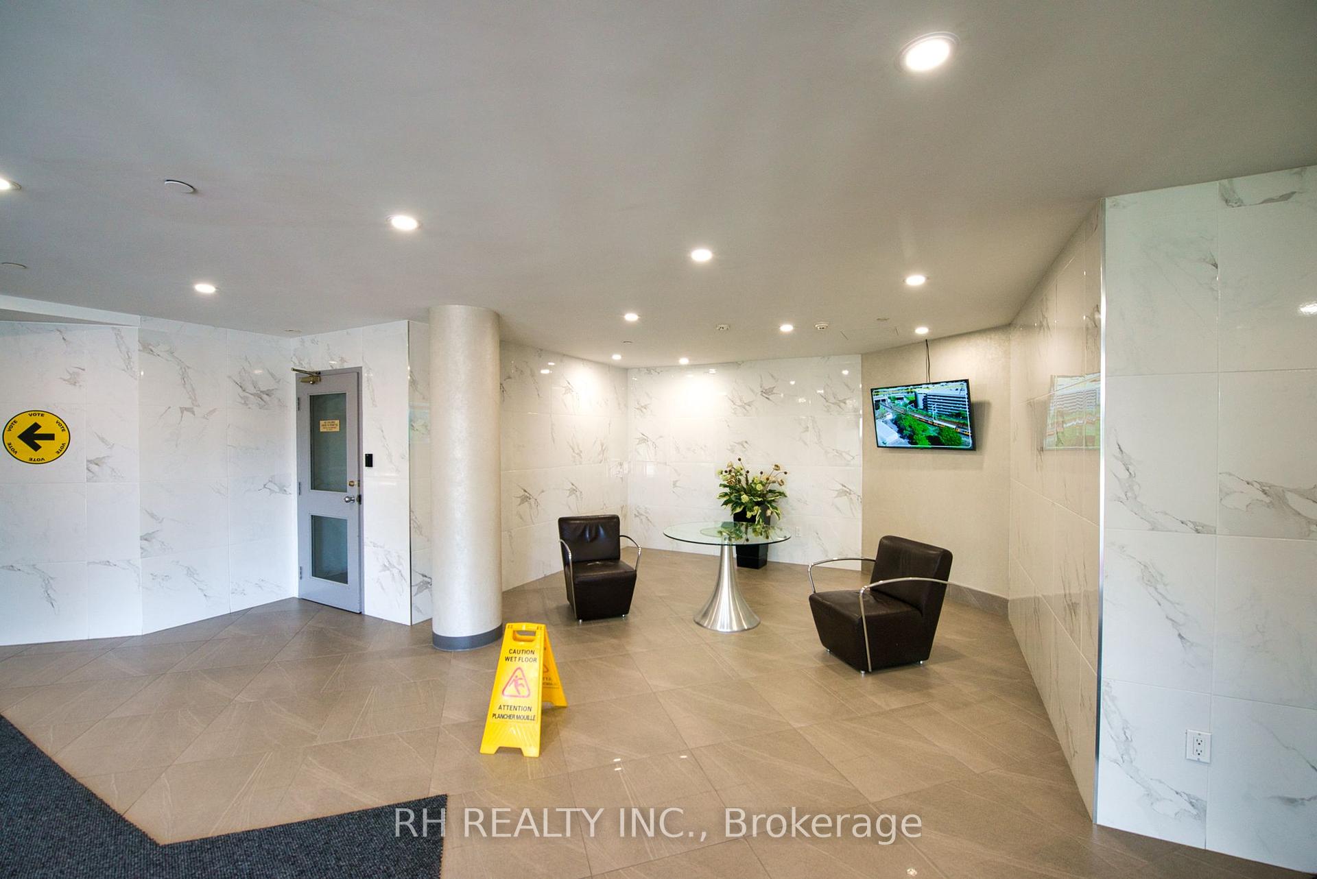 3 Bedrooms Condo at 300 Alton Towers, Toronto For sale