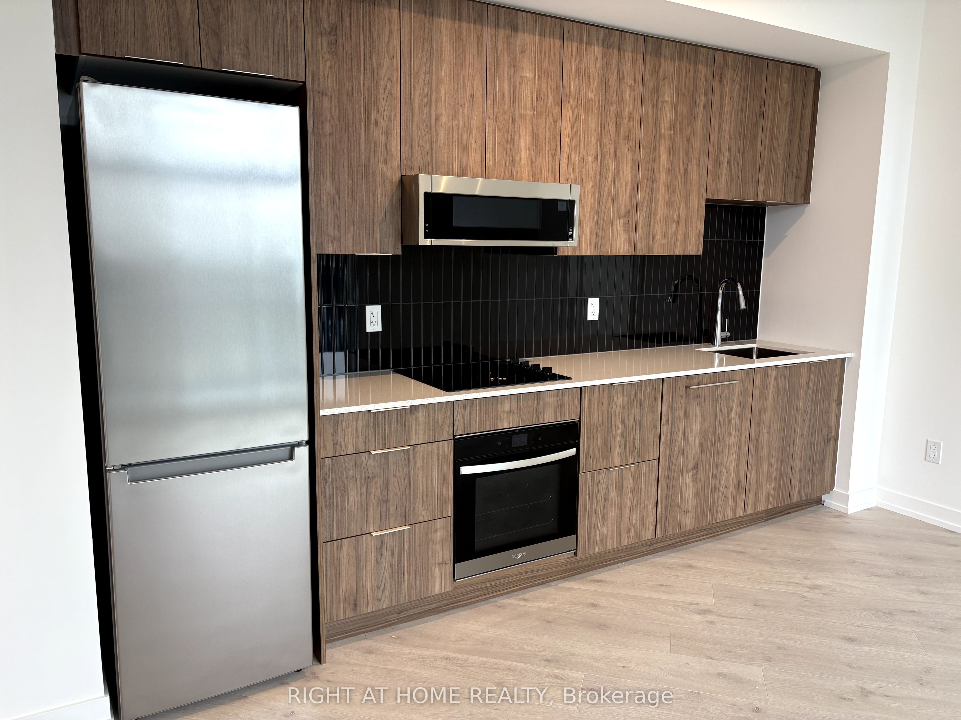 2501 Saw Whet Boulevard S, #648