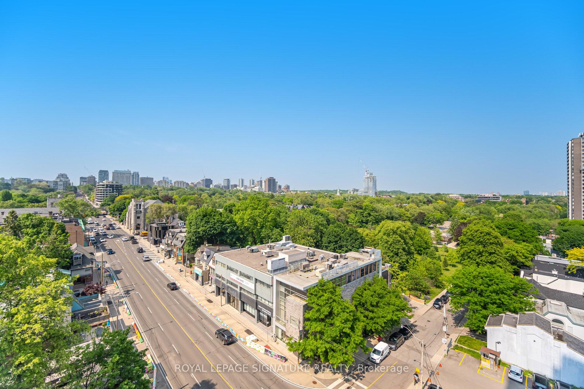 2 Bedrooms Condo at 170 Avenue, Toronto For sale