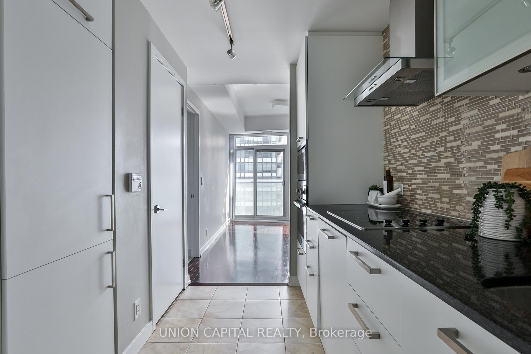 Condo at 14 York, Toronto For sale