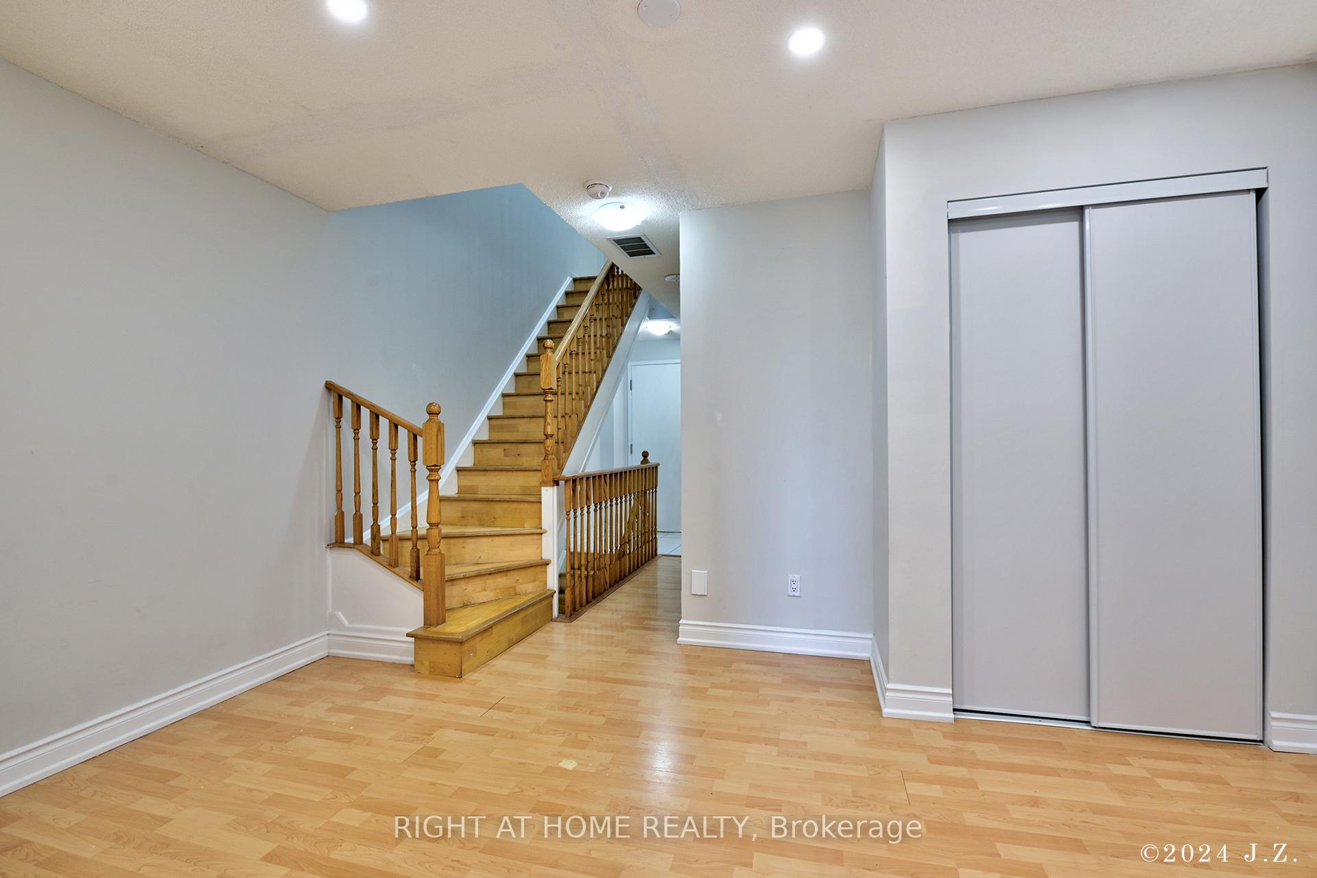 3 Bedrooms Condo at 1881 Mcnicoll, Toronto For sale