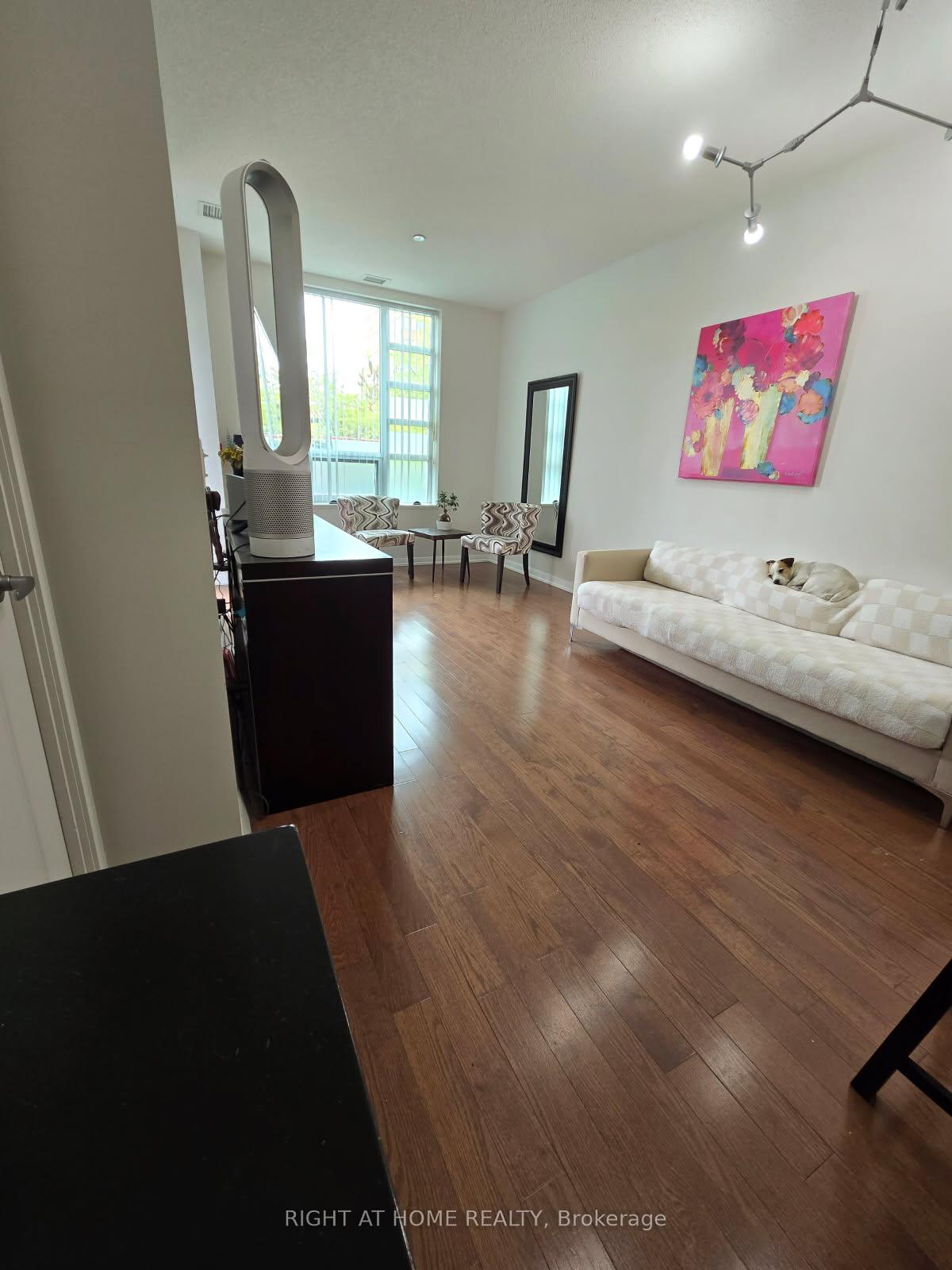 1 Bedroom Condo at 215 Sherway Gardens, Toronto For sale