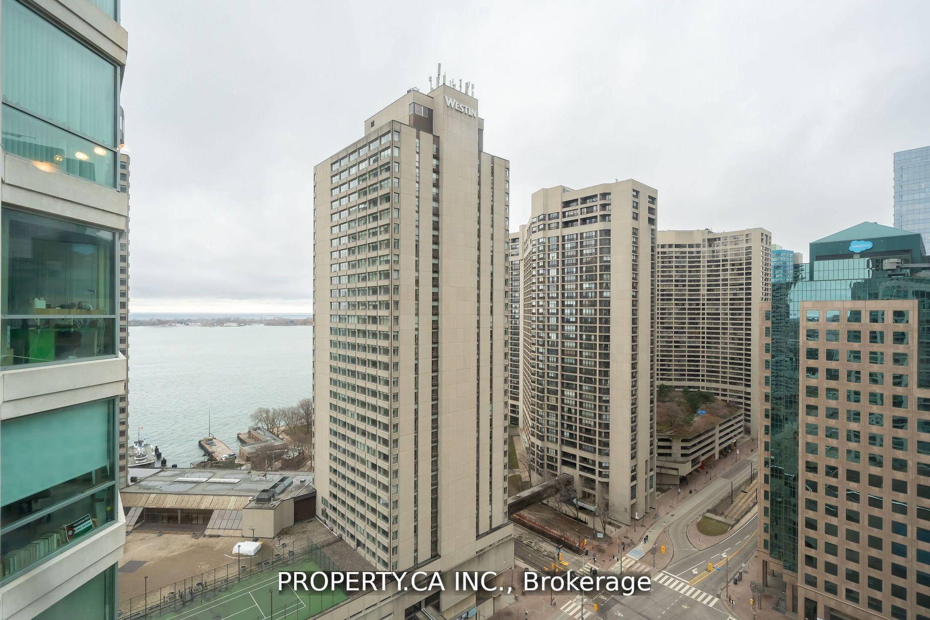 2 Bedrooms Condo at 10 Queens, Toronto For sale