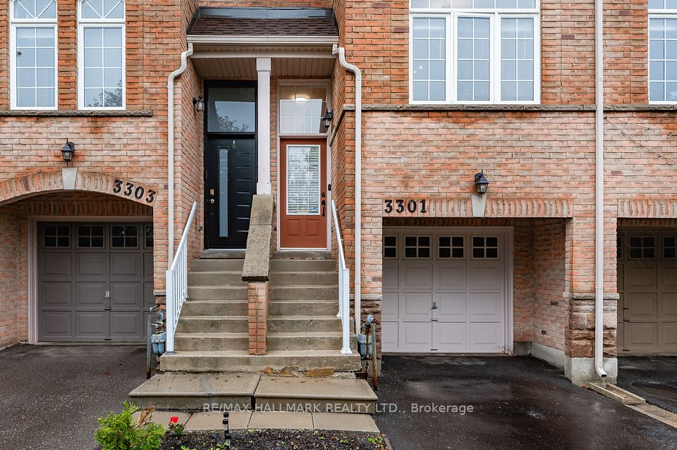 3301 Redpath Circle, Mississauga, ON L5N 8R3