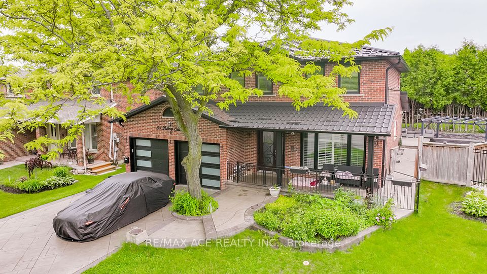38 Pottery Crescent, Brampton, ON L6S 3S3