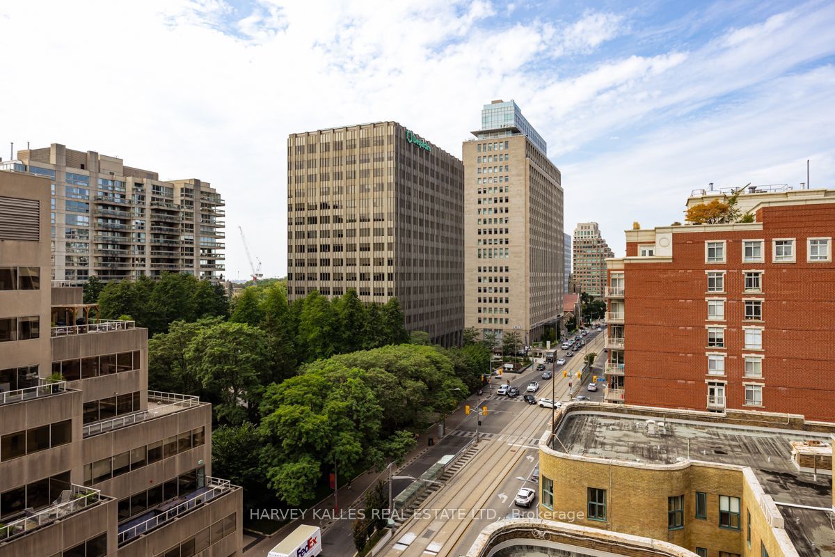 60 St. Clair Avenue W 1107