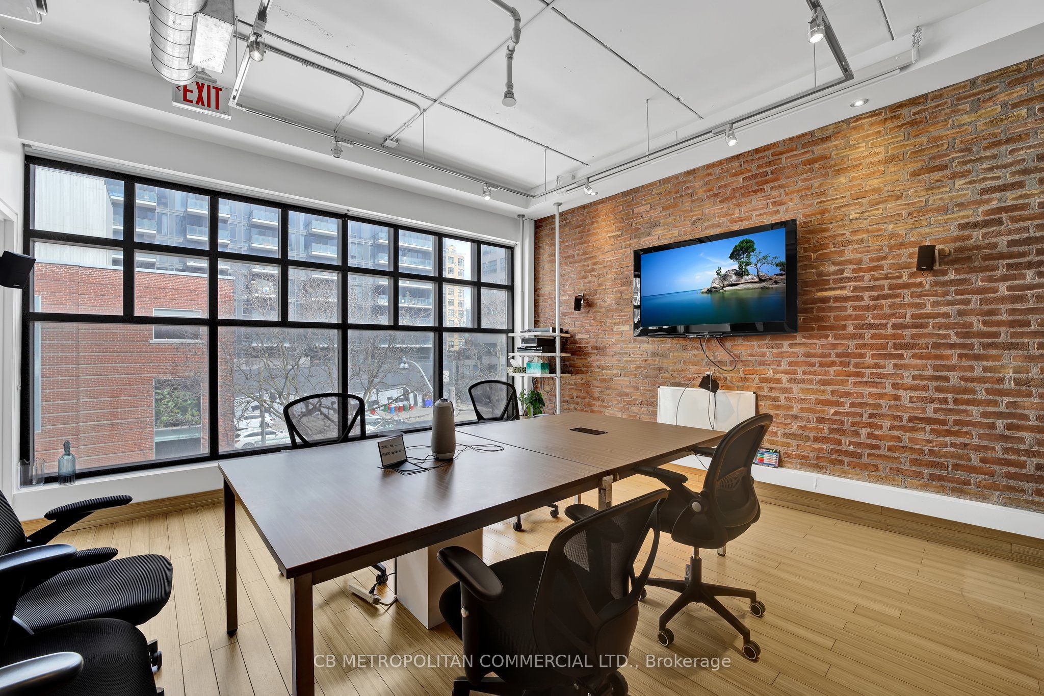 21 Camden Street, #301