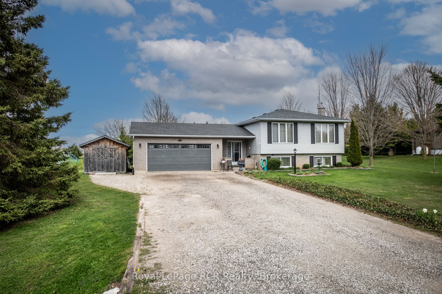 9485 Maas Park Drive, Wellington North, ON N0G 2L0