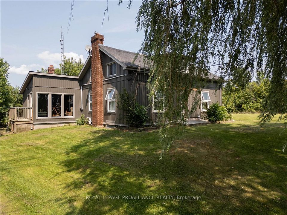 2085 Enright