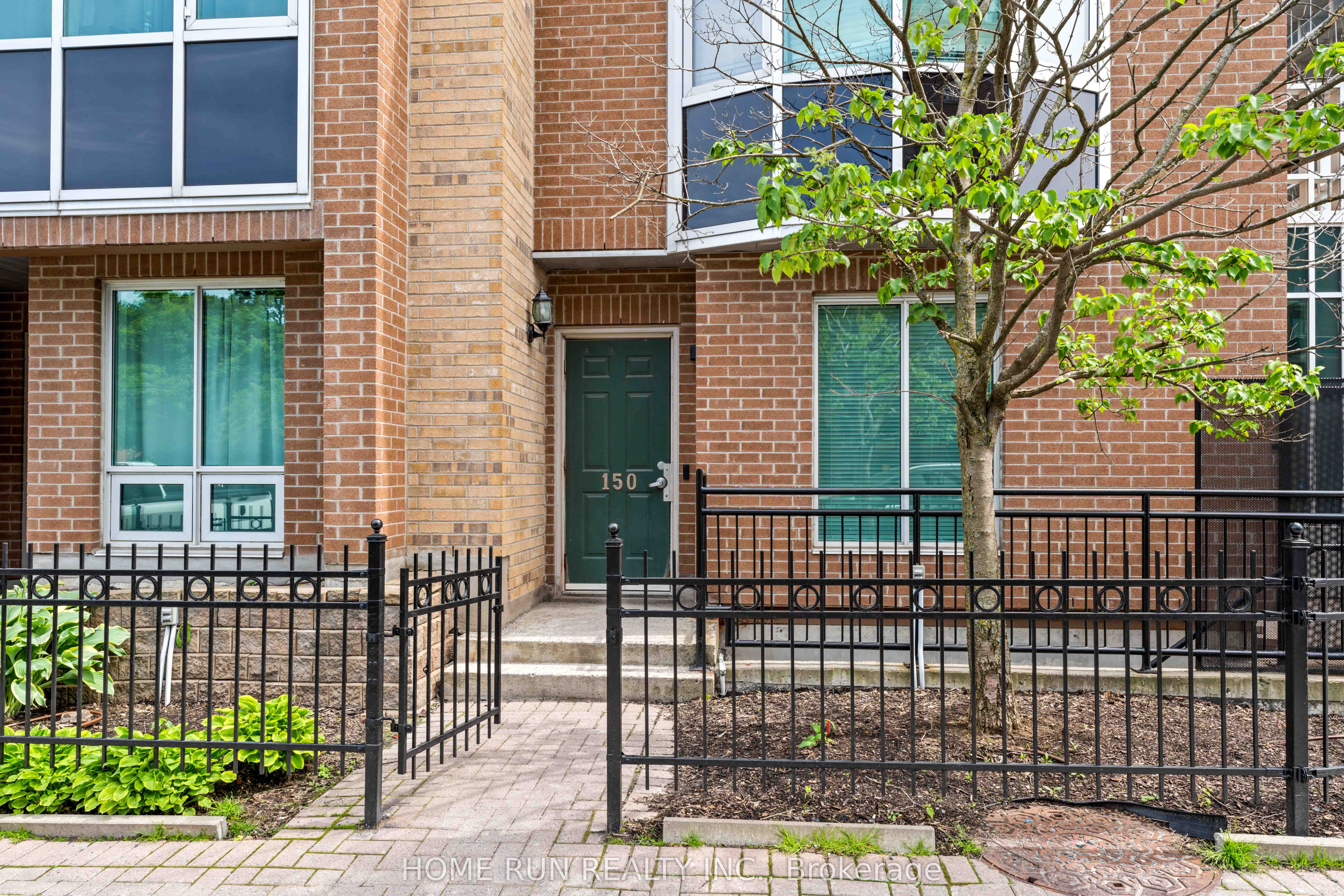 150 York Street, #2A