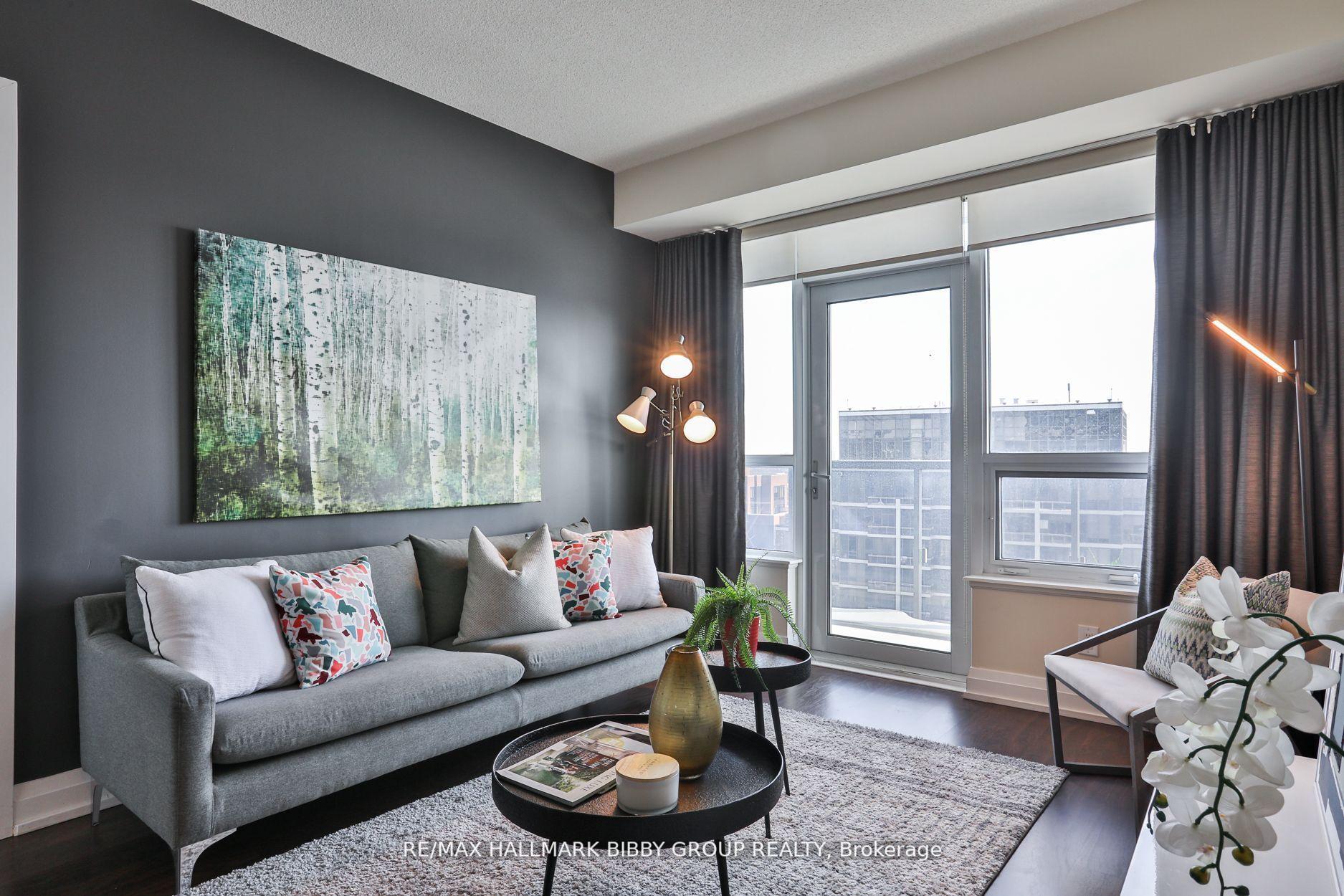 2 Bedrooms Condo at 2 Anndale, Toronto For sale