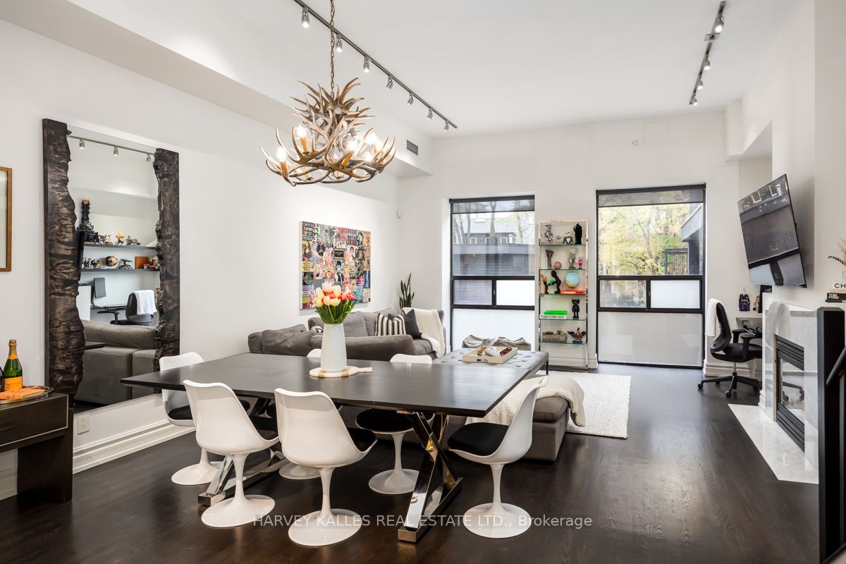 295 Davenport Road 213