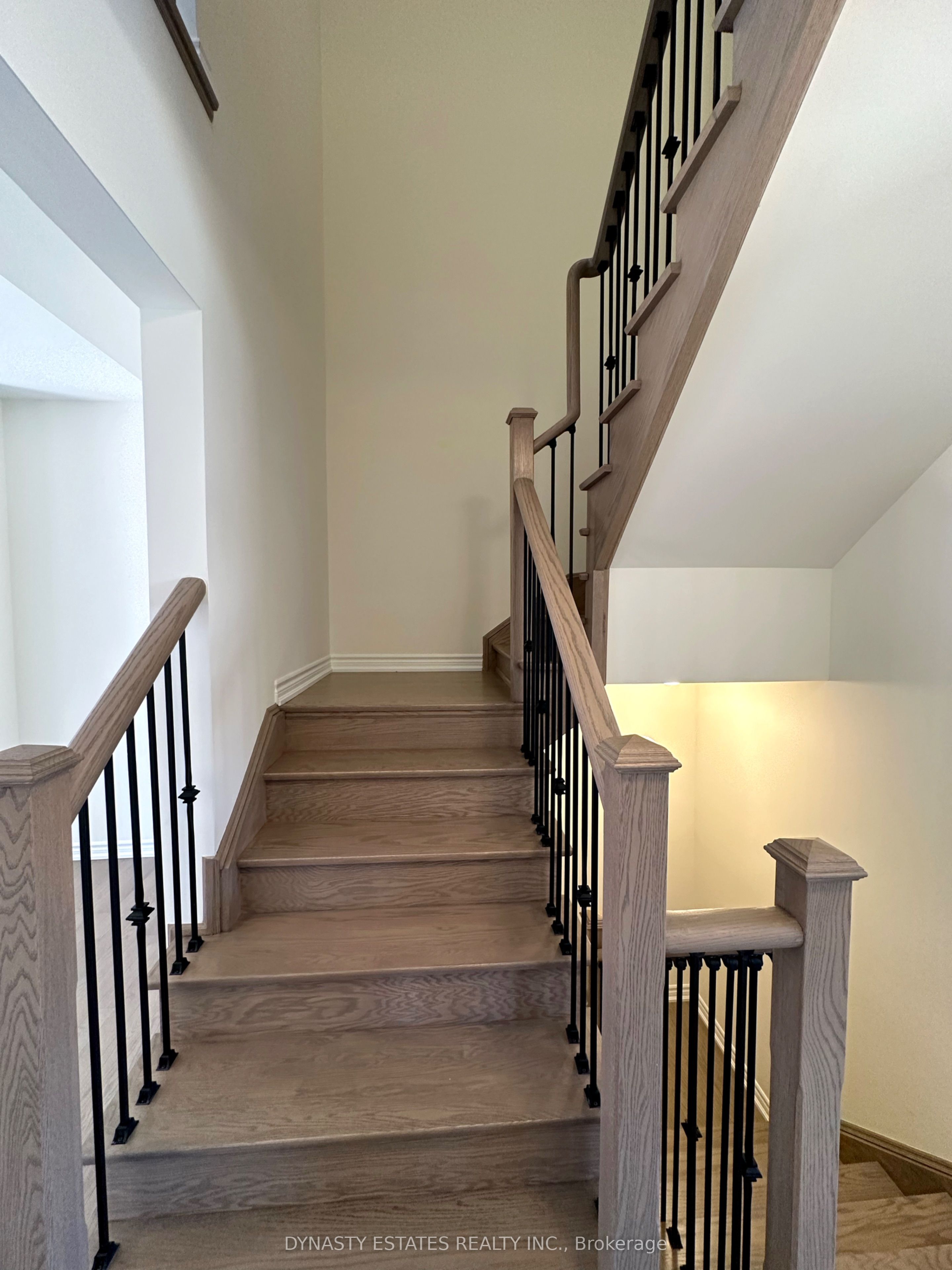 66 Coolhurst Avenue